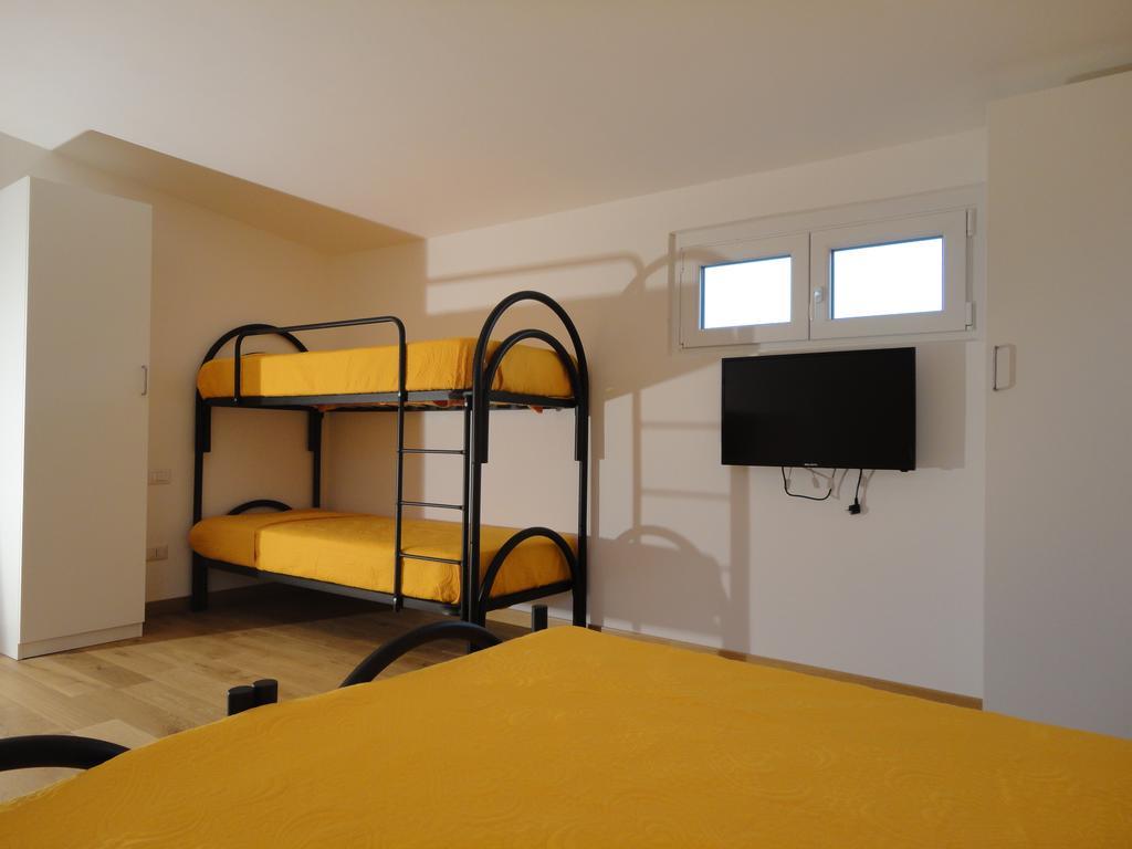 Pavia Ostello Luaran gambar